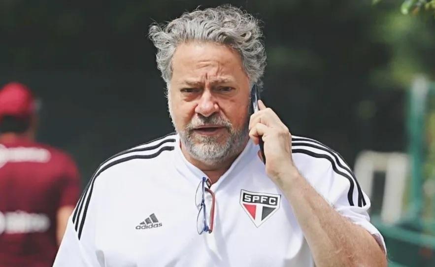 Impeachment de Casares ganha força no São Paulo