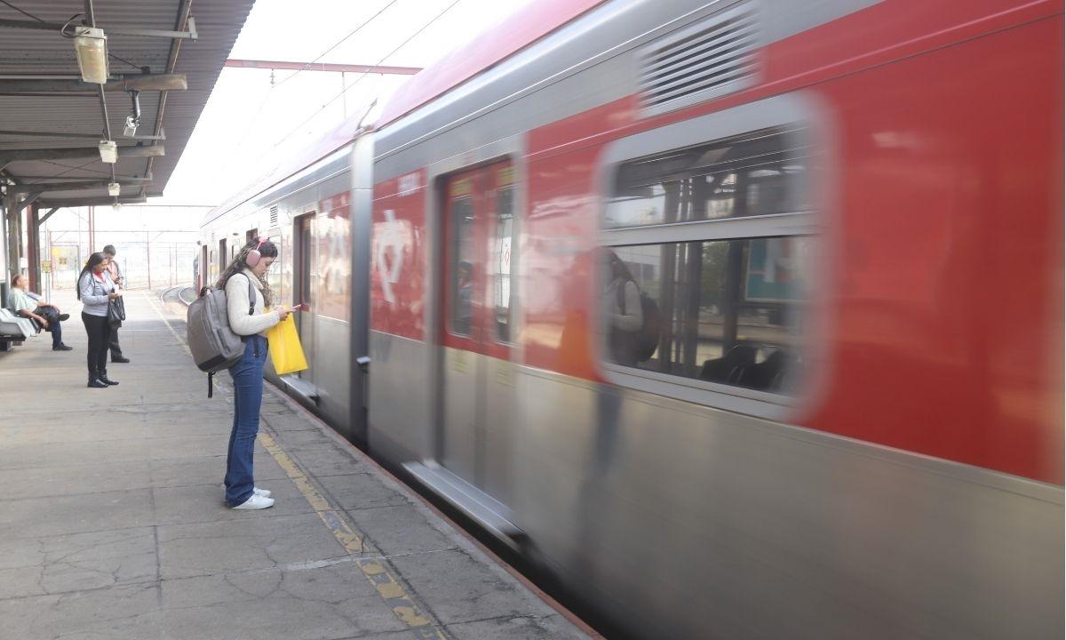 FURTO DE CABOS PROVOCA ATRASOS E PREJUDICA PASSAGEIROS NO ABC