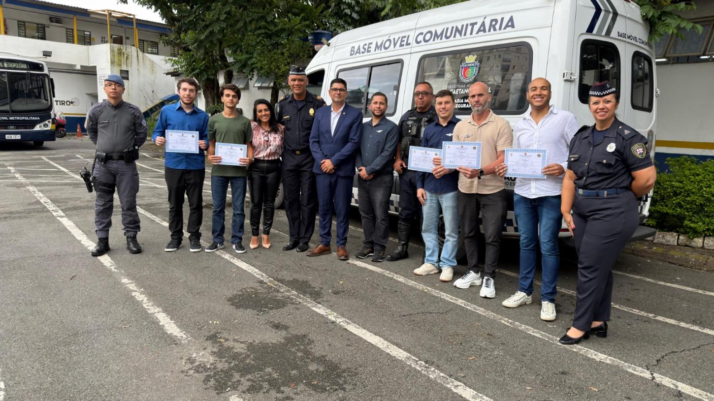 Smart Sanca capacita agentes para operação de drones e amplia monitoramento aéreo