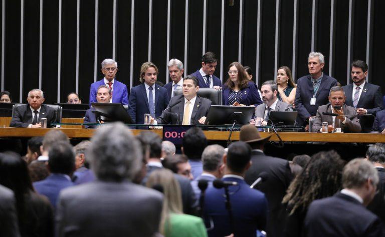 Congresso derruba veto ao PL da Dosimetria, que reduz penas de condenados por tentativa de golpe