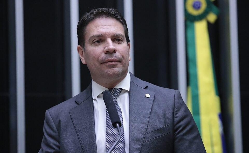 Prisão de Alexandre Ramagem nos EUA levanta suspeitas de perseguição política e crise diplomática