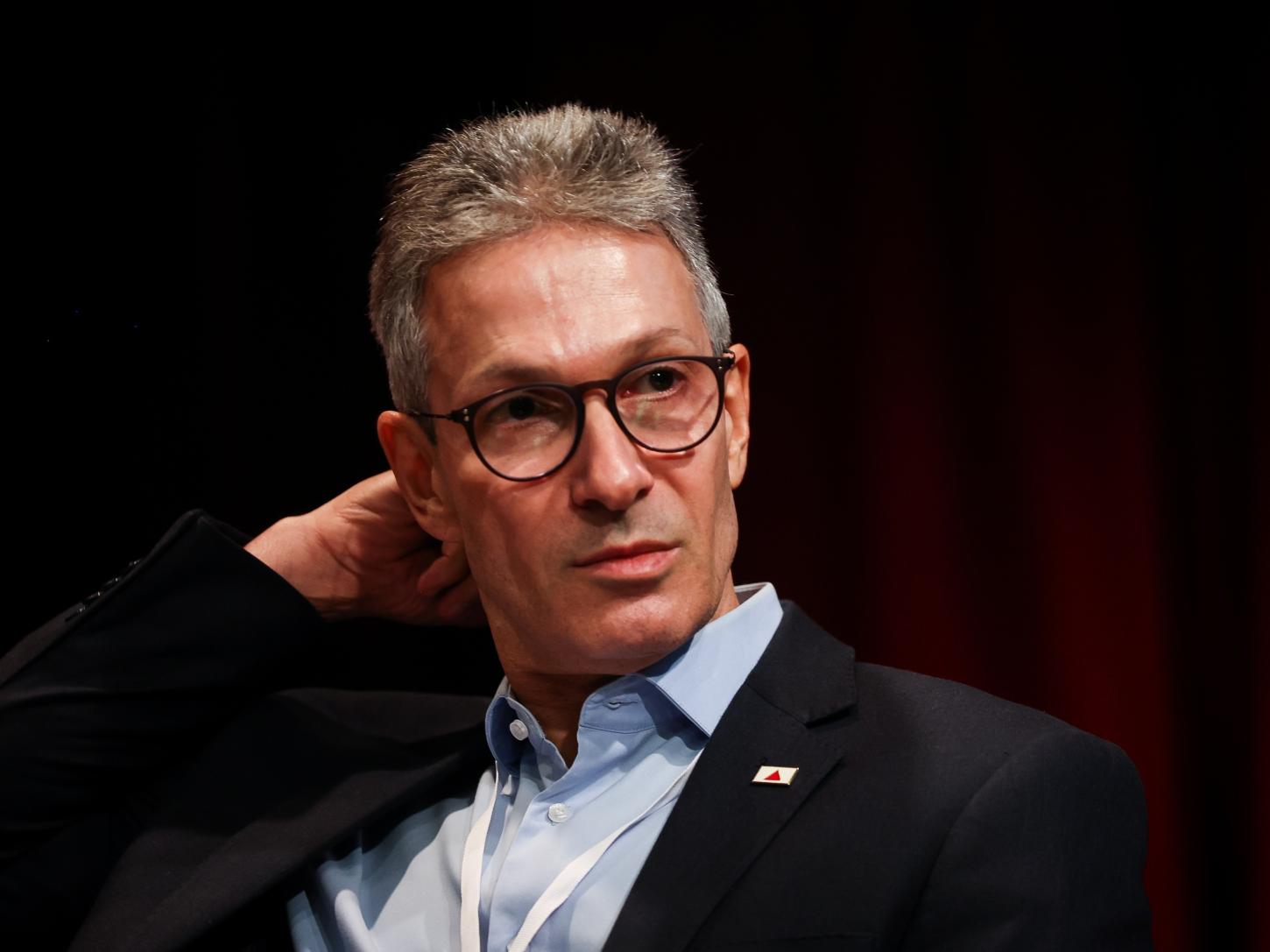 TENSÃO MÁXIMA: Zema eleva tom contra STF, fala em prisão de ministros e endurece discurso às vésperas de 2026