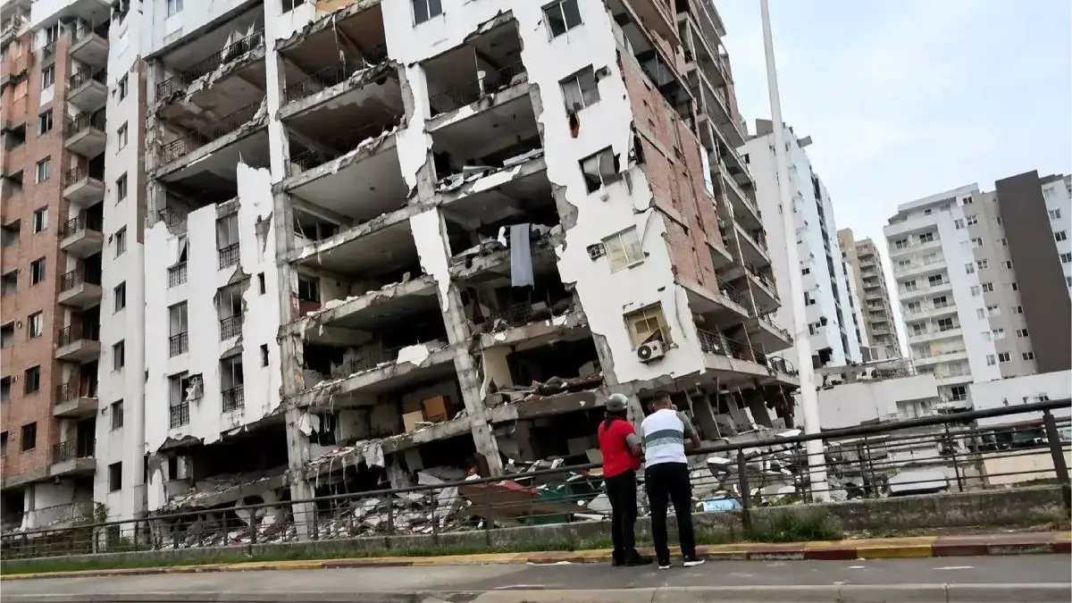 Dois fortes terremotos atingiram a Venezuela na noite de quarta-feira (25/6)