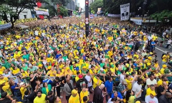 Acorda, Brasil: