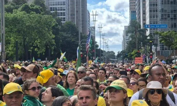 Acorda, Brasil: